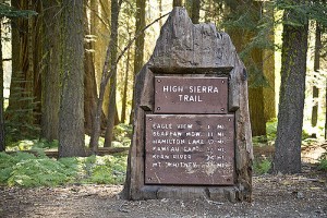 High Sierra Trail Marker, ©Caleb Weston